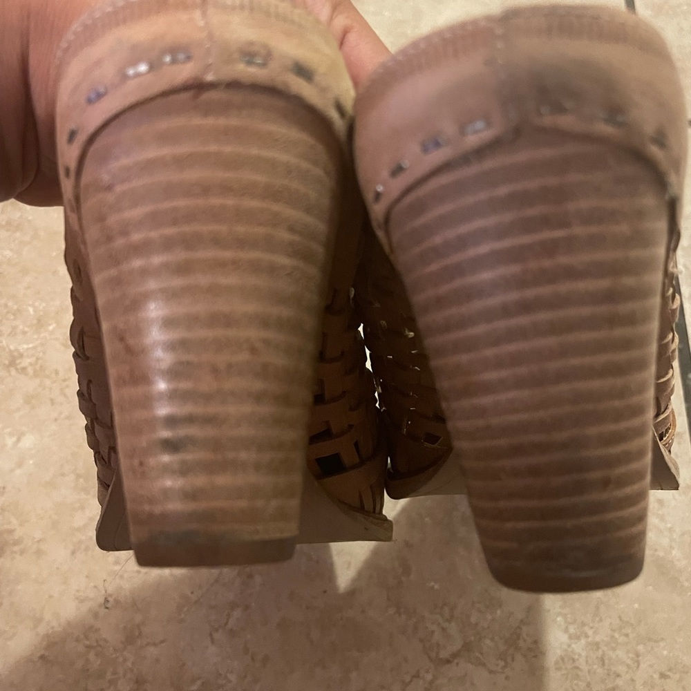 Dolce Vita Mexican huarache inspired mules size 10 - Picture 4 of 4
